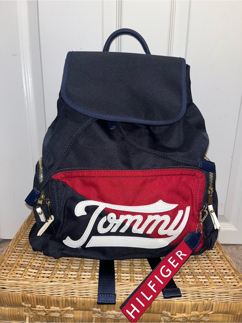 TOMMY HILFIGER Drawstring canvas backpack NWT